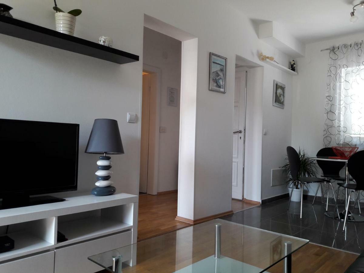 Apartments Ruzica Pula Eksteriør billede